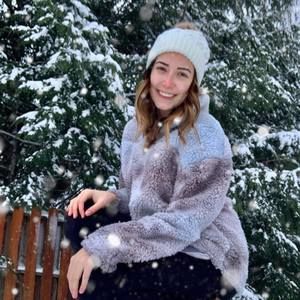 Meet your Posher, Riley